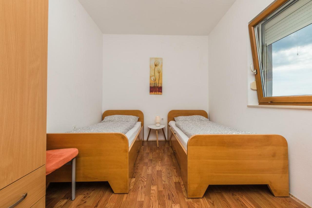 Apartment Matosic ツリクヴェニツァ エクステリア 写真